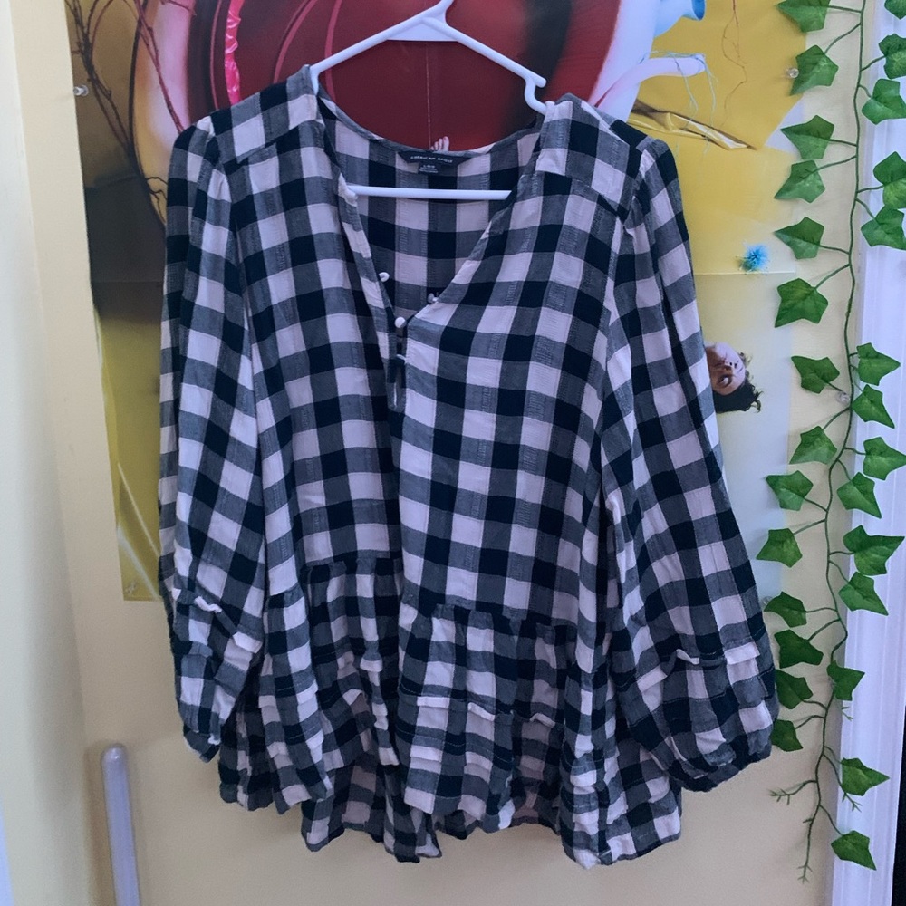 American Eagle Black and White Checkered Blouse